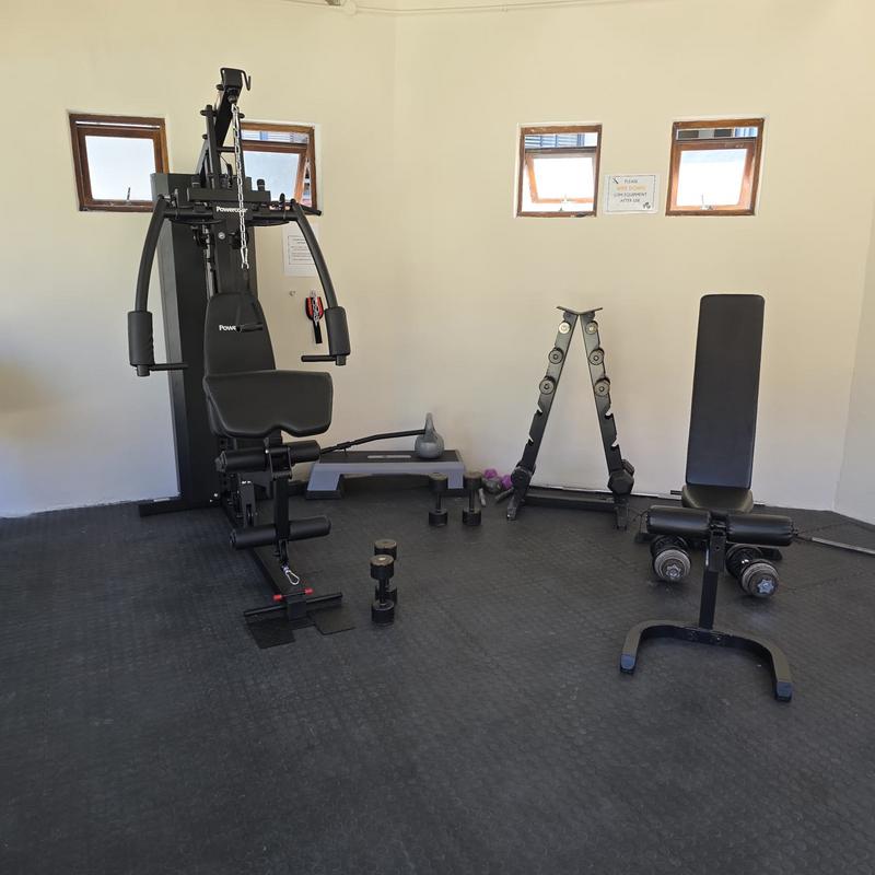 1 Bedroom Property for Sale in Sea Point Western Cape